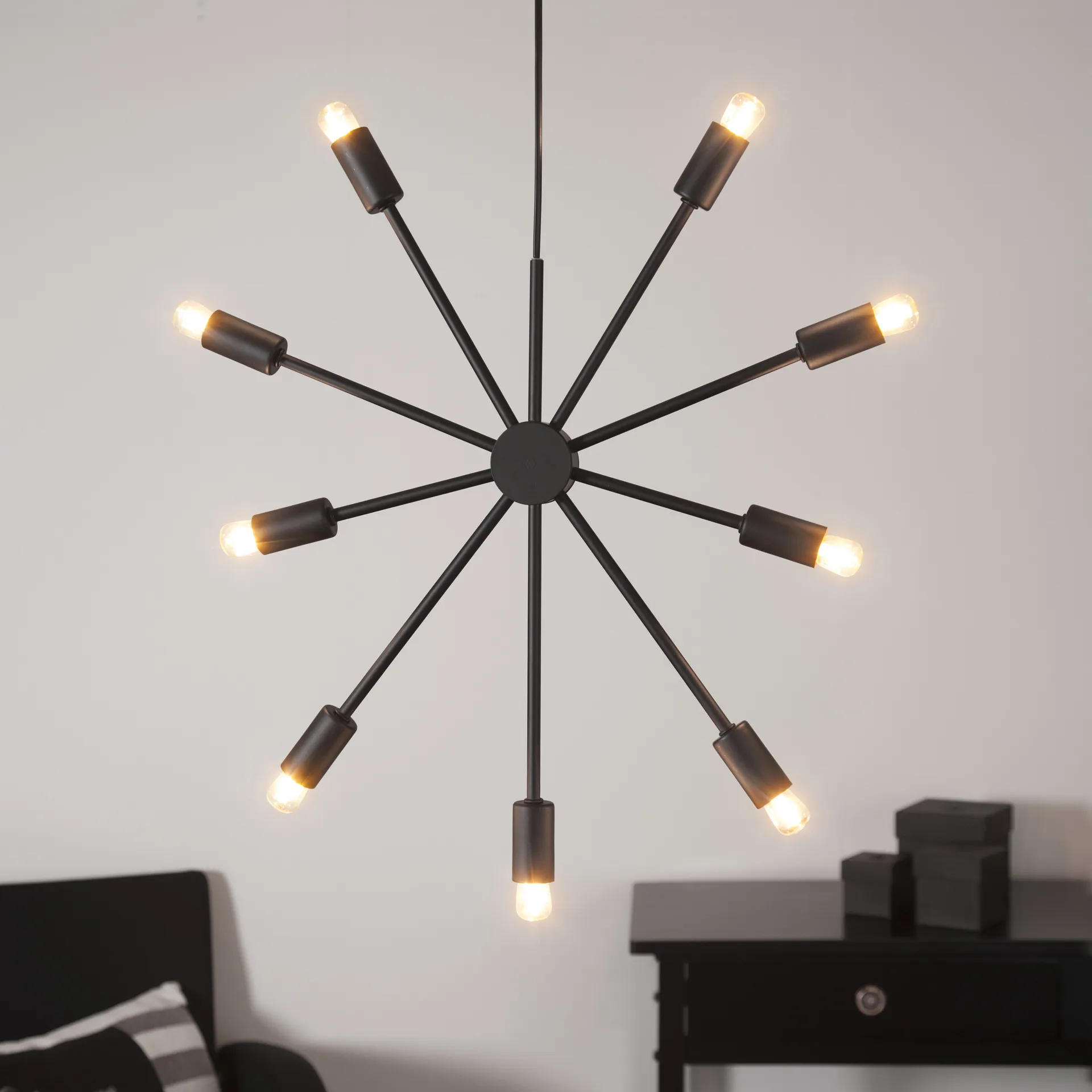 Étoile de l'Avent Pix, Noir Star Trading