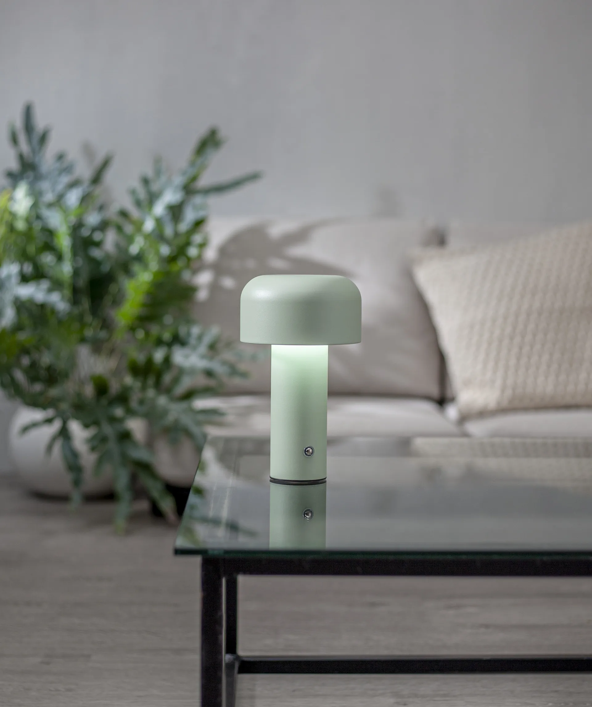 Lampe de table portable Bobby, Vert Star Trading