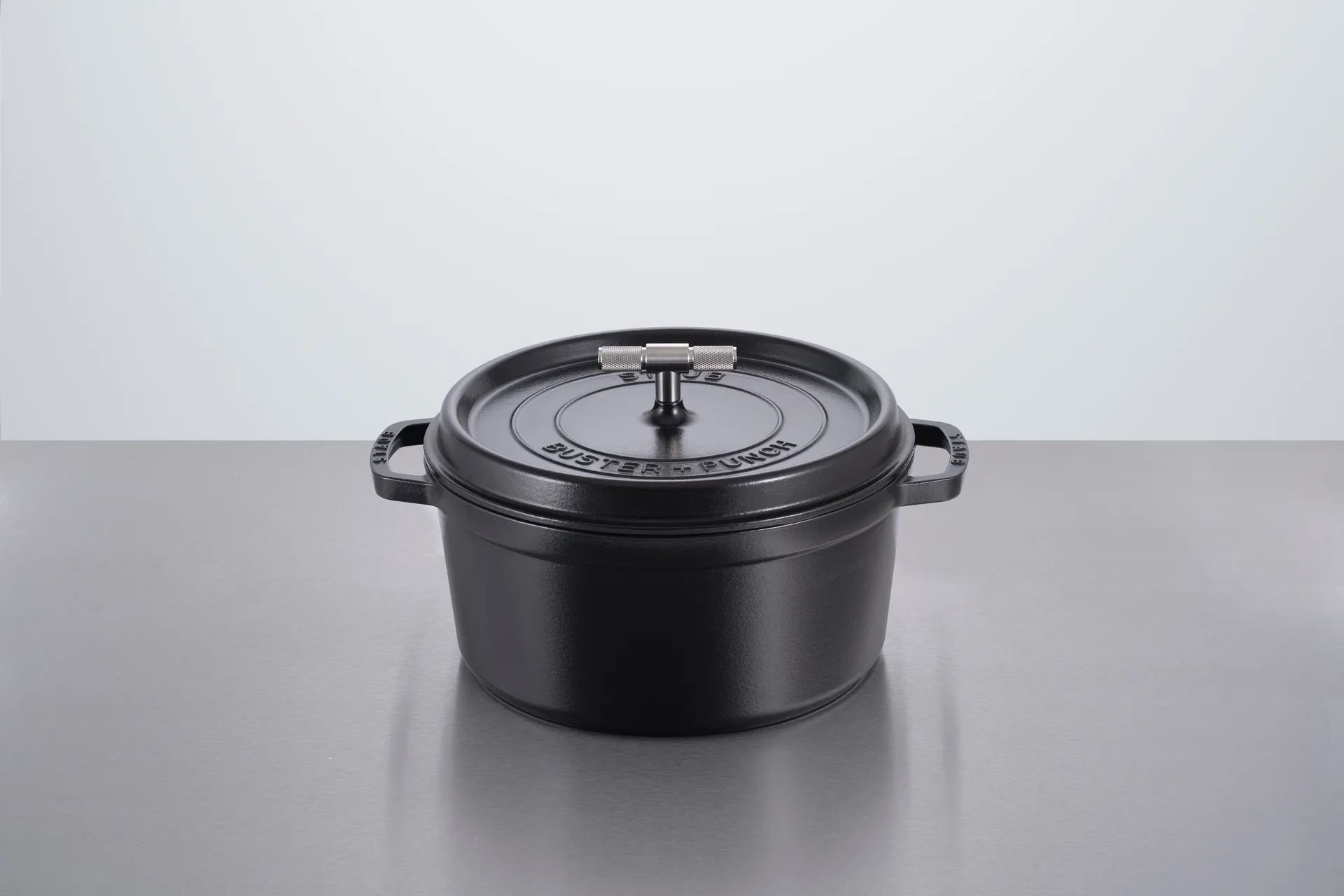 Casserole en fonte avec acier inoxydable Buster & Punch, 6,75 L STAUB