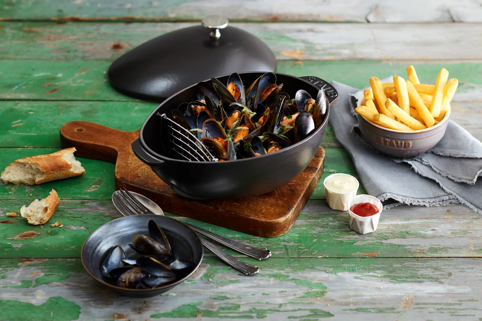 Cocotte en fonte moule Staub 2 l, noir STAUB