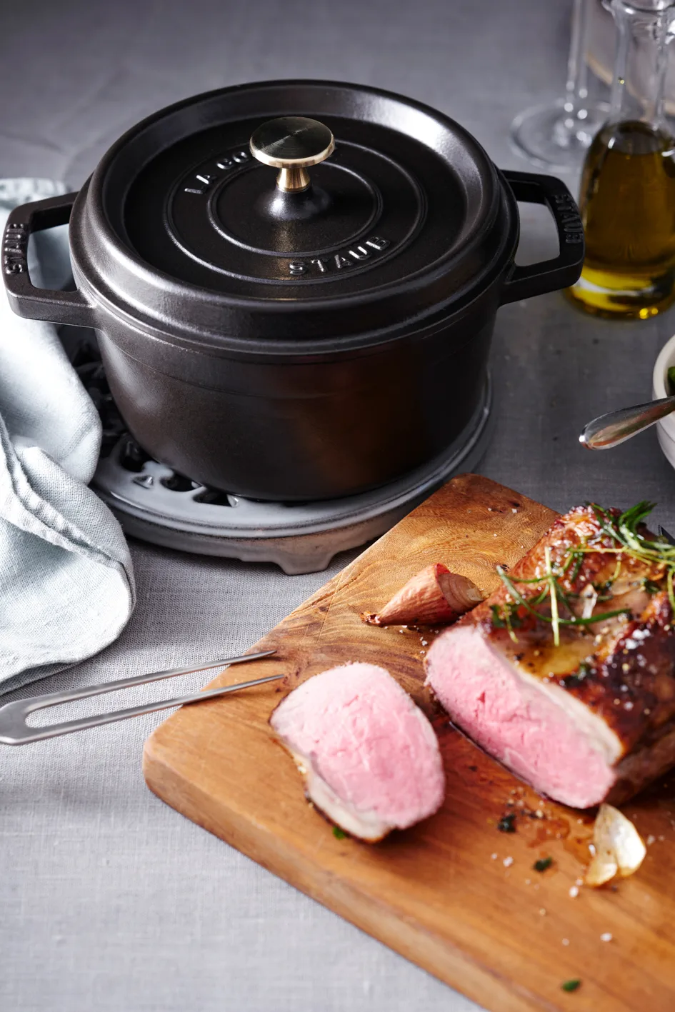 Cocotte en fonte ronde Staub 5,2 l, noir STAUB