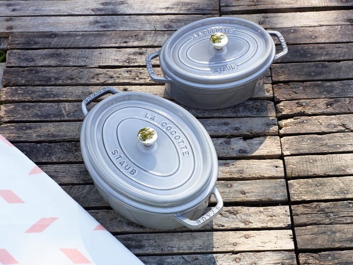 Cocotte ovale La Cocotte Staub 0,6 L, Gris graphite STAUB