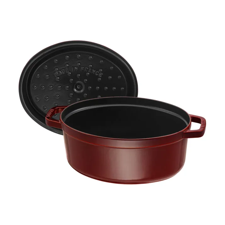 Cocotte ovale La Cocotte Staub fonte 4,2 L, Rouge grenadine STAUB