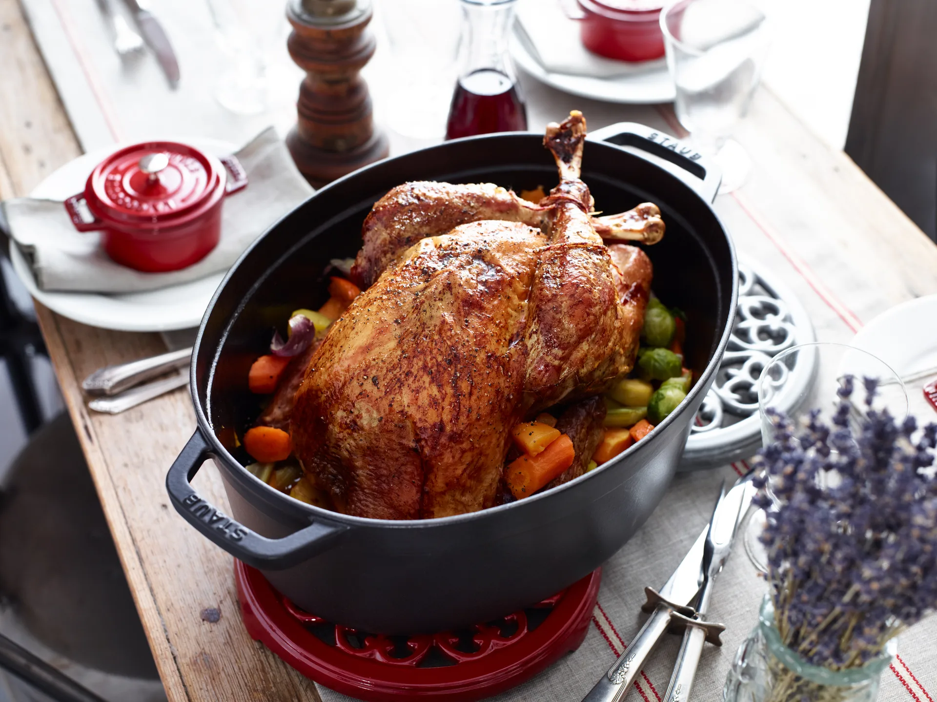 Cocotte ovale La Cocotte Staub fonte 8 L, Noir STAUB