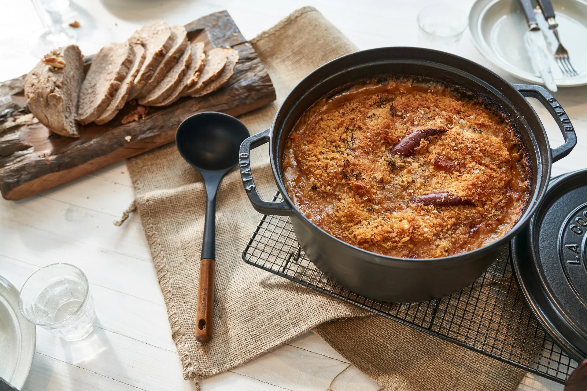 Cocotte ronde La Cocotte Staub fonte 12,6 L, Noir STAUB