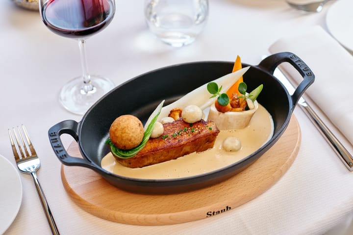Plat à four ovale en fonte Staub 24 cm, Cerise STAUB