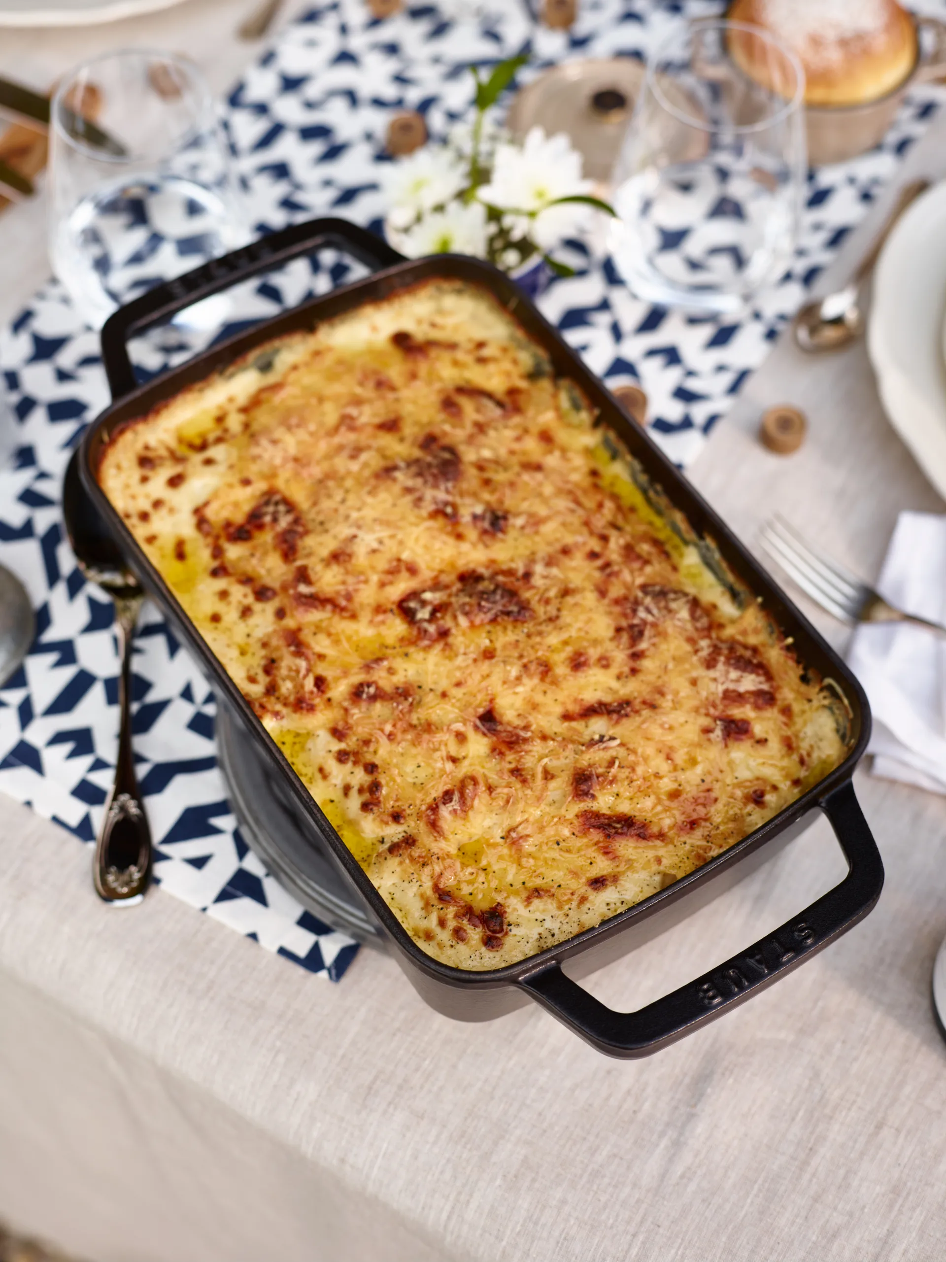 Plat à four Specialities Staub 30x20 cm, Gris graphite STAUB