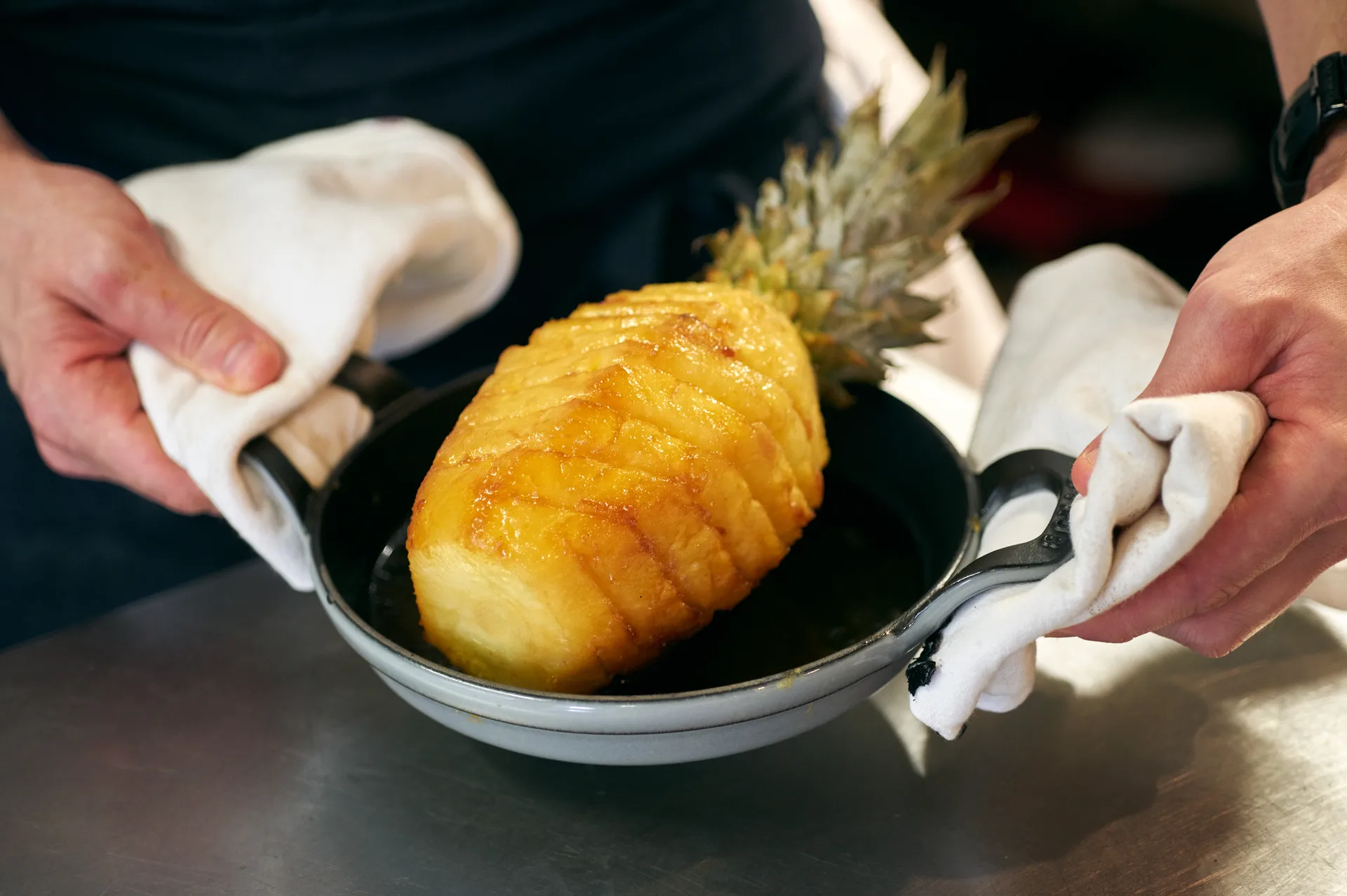 Plat à gratin rond Staub fonte Ø20 cm, Gris graphite STAUB