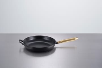 Poêle en fonte noire Buster & Punch Ø28 cm - Poignée en laiton - STAUB