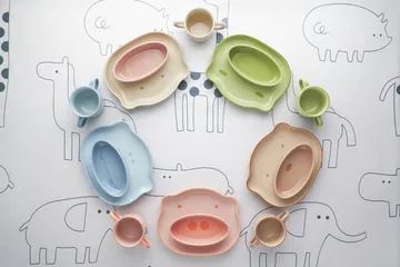 Vaisselle enfant Staub 4 pièces - Marron - STAUB