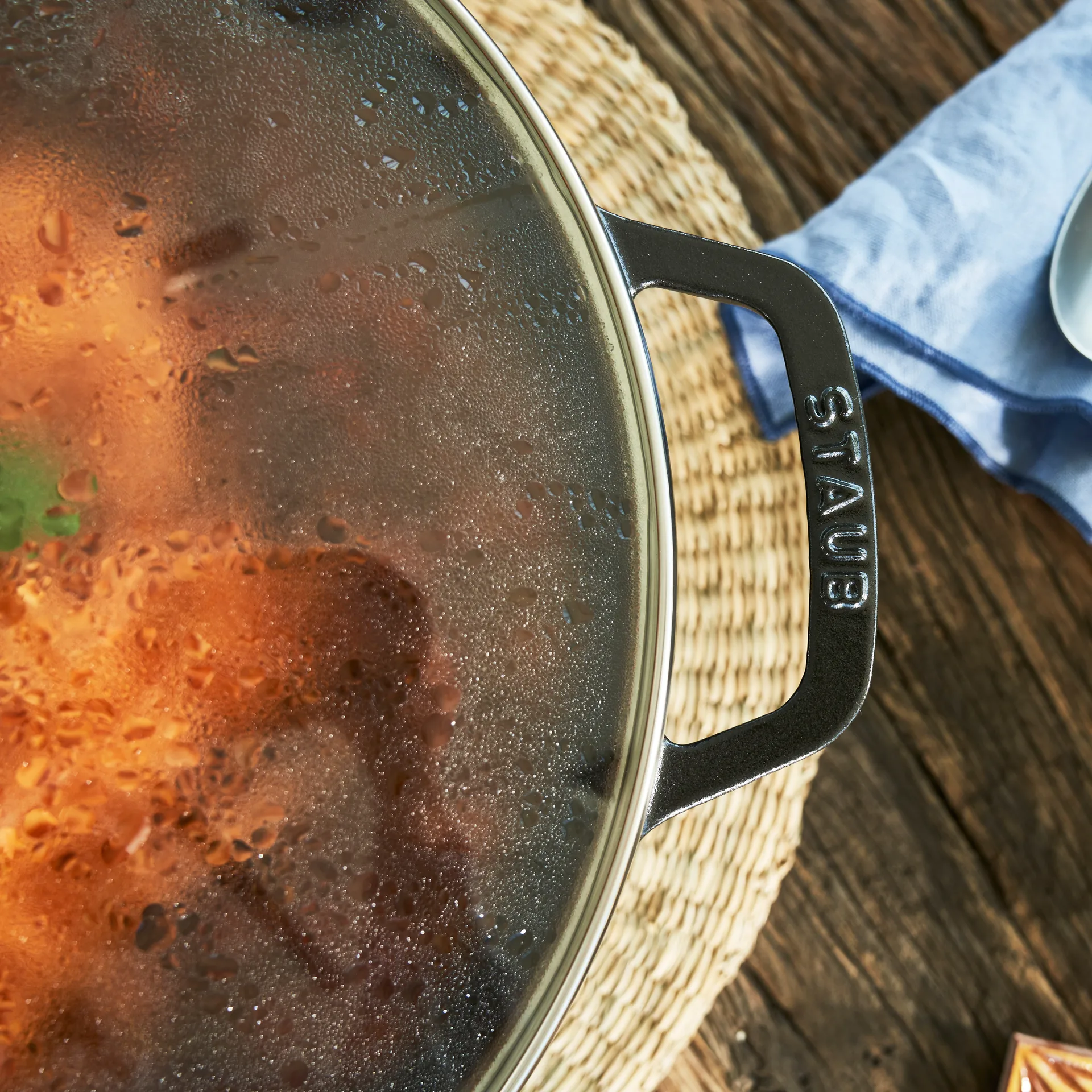 Wok avec couvercle en verre Ø37 cm 5,7 L, Noir STAUB