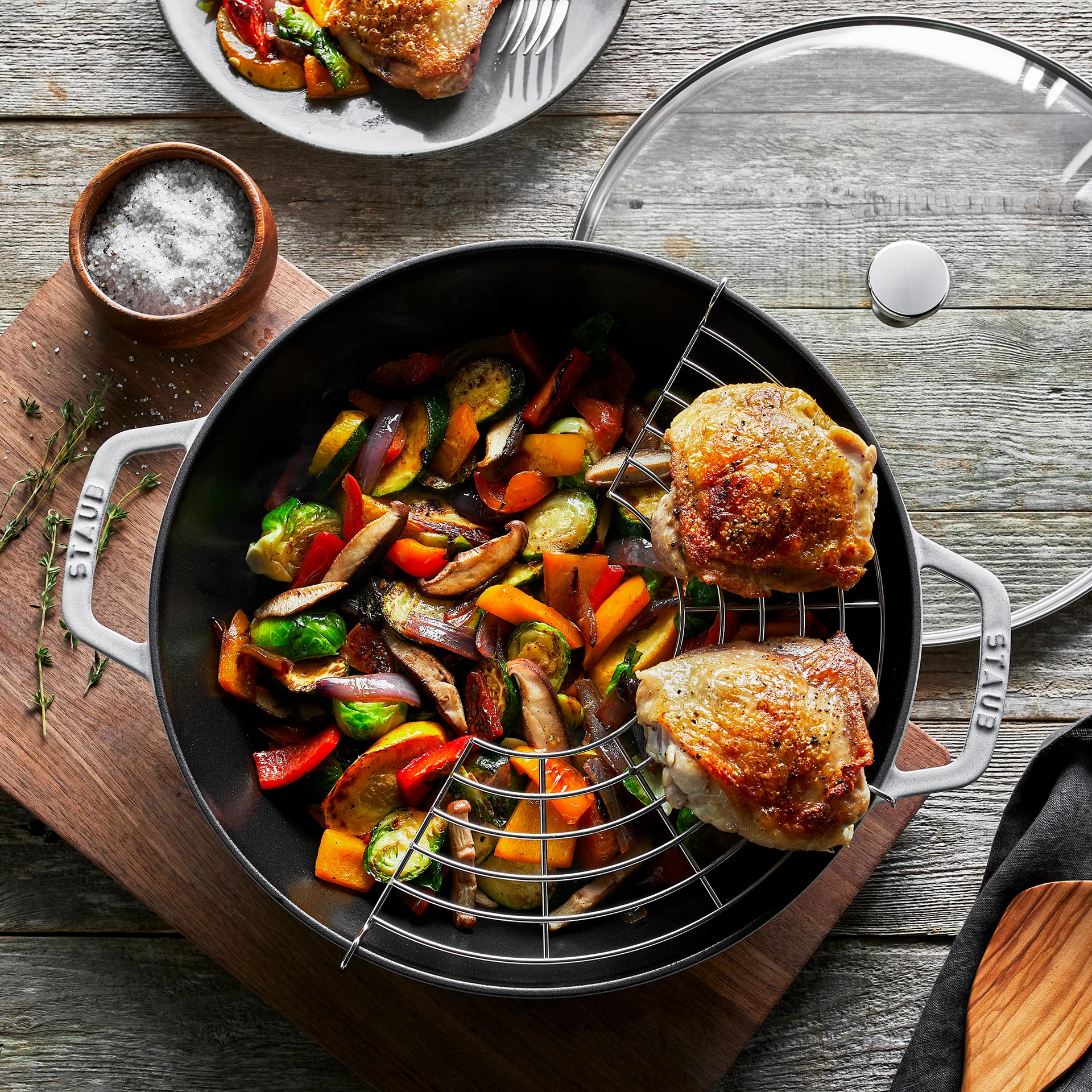 Wok Staub fonte avec couvercle en verre Ø30 cm, White truffle STAUB
