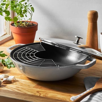 Wok Staub fonte avec couvercle en verre Ø30 cm - White truffle - STAUB