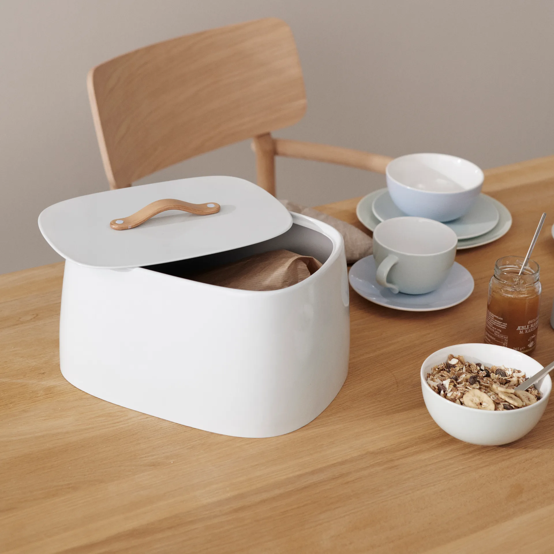 Boîte à pain Emma 24,5x32,5 cm, Bleu Stelton
