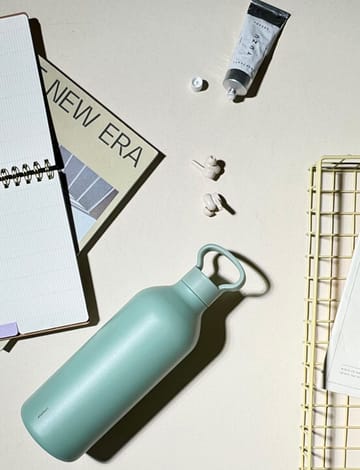 Bouteille isotherme Tabi 1 L - Dusty green - Stelton