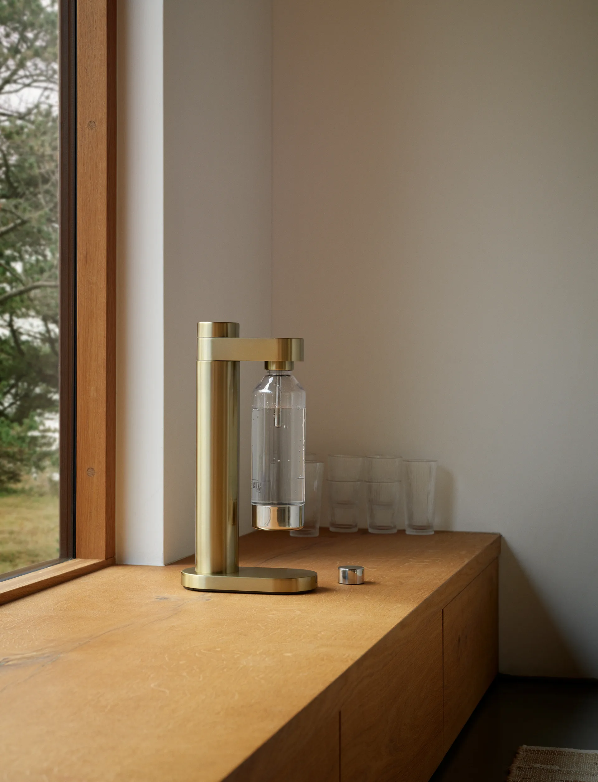 Machine à eau gazeuse Brus, Brushed brass Stelton