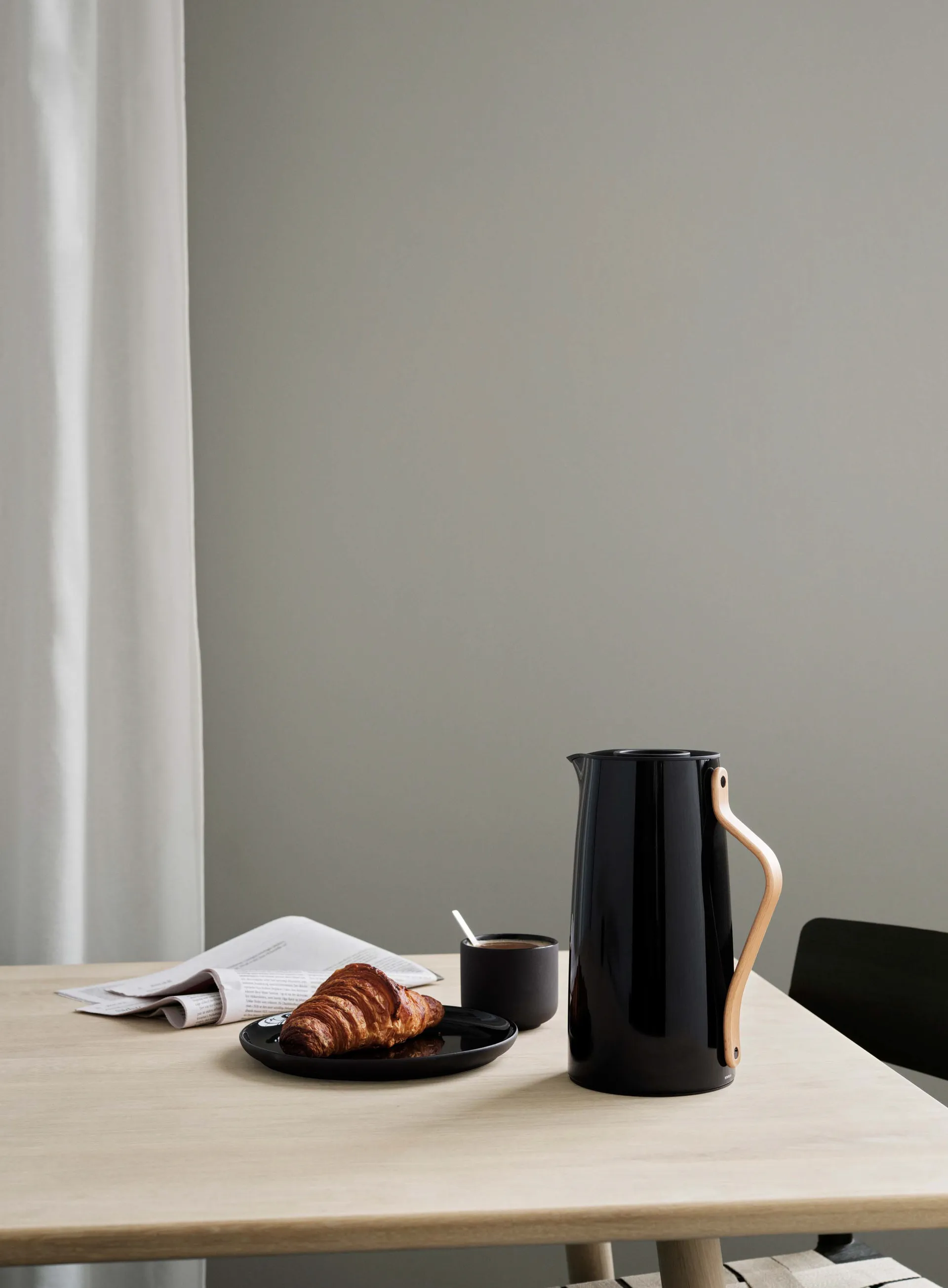 Pichet à café isotherme Emma, Noir Stelton
