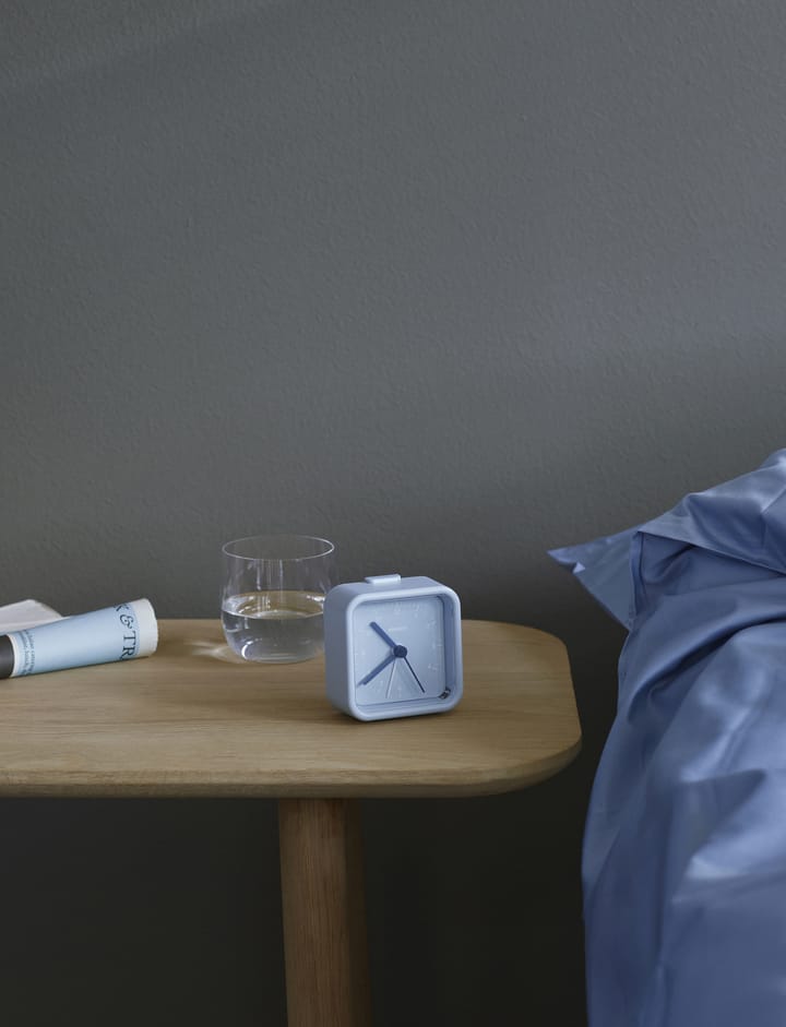 Réveil Okiru, Bleu clair Stelton