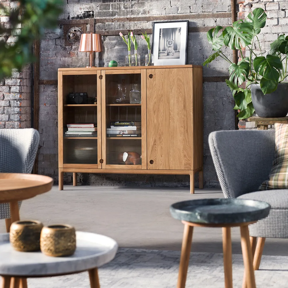 Buffet Prio haut, chêne huilé naturel, porte en verre Stolab