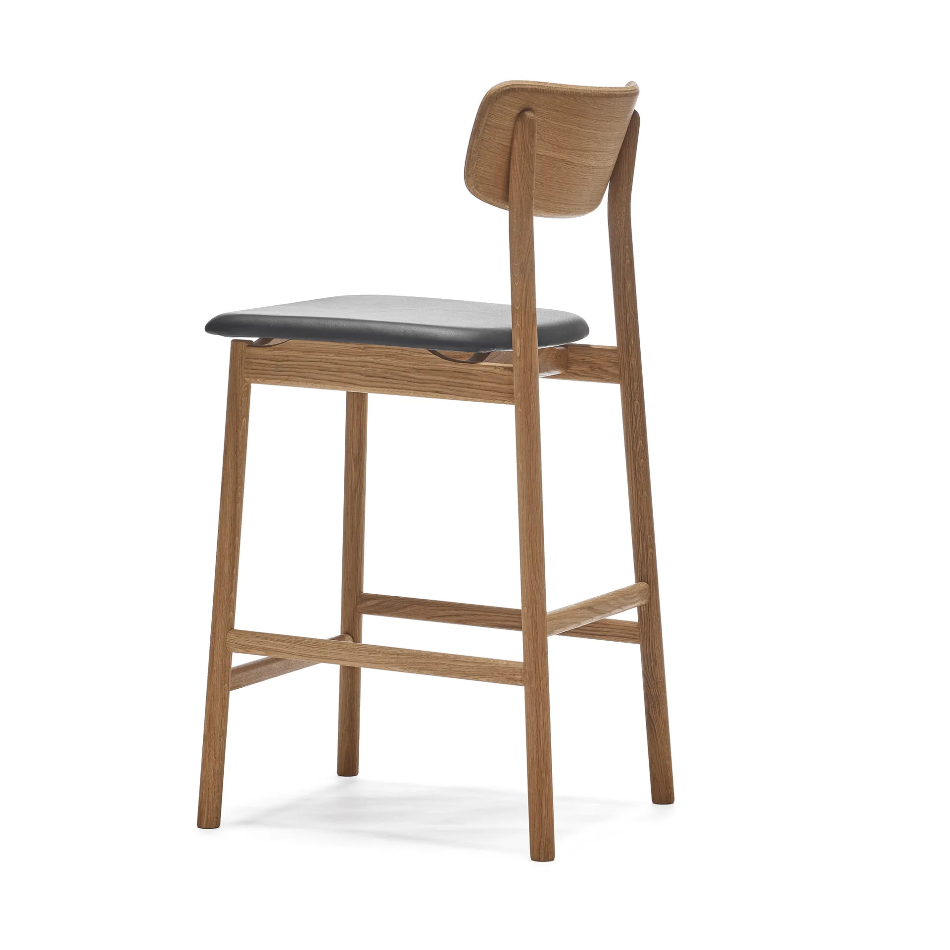 Chaise de bar Prima Vista, cuir Elmosoft noir, structure en chêne huilé naturel, 65 cm Stolab