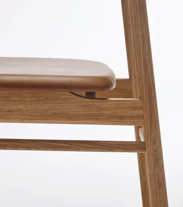 Chaise Prima Vista en chêne huilé - Cuir Elmosoft 43807 cognac - Stolab