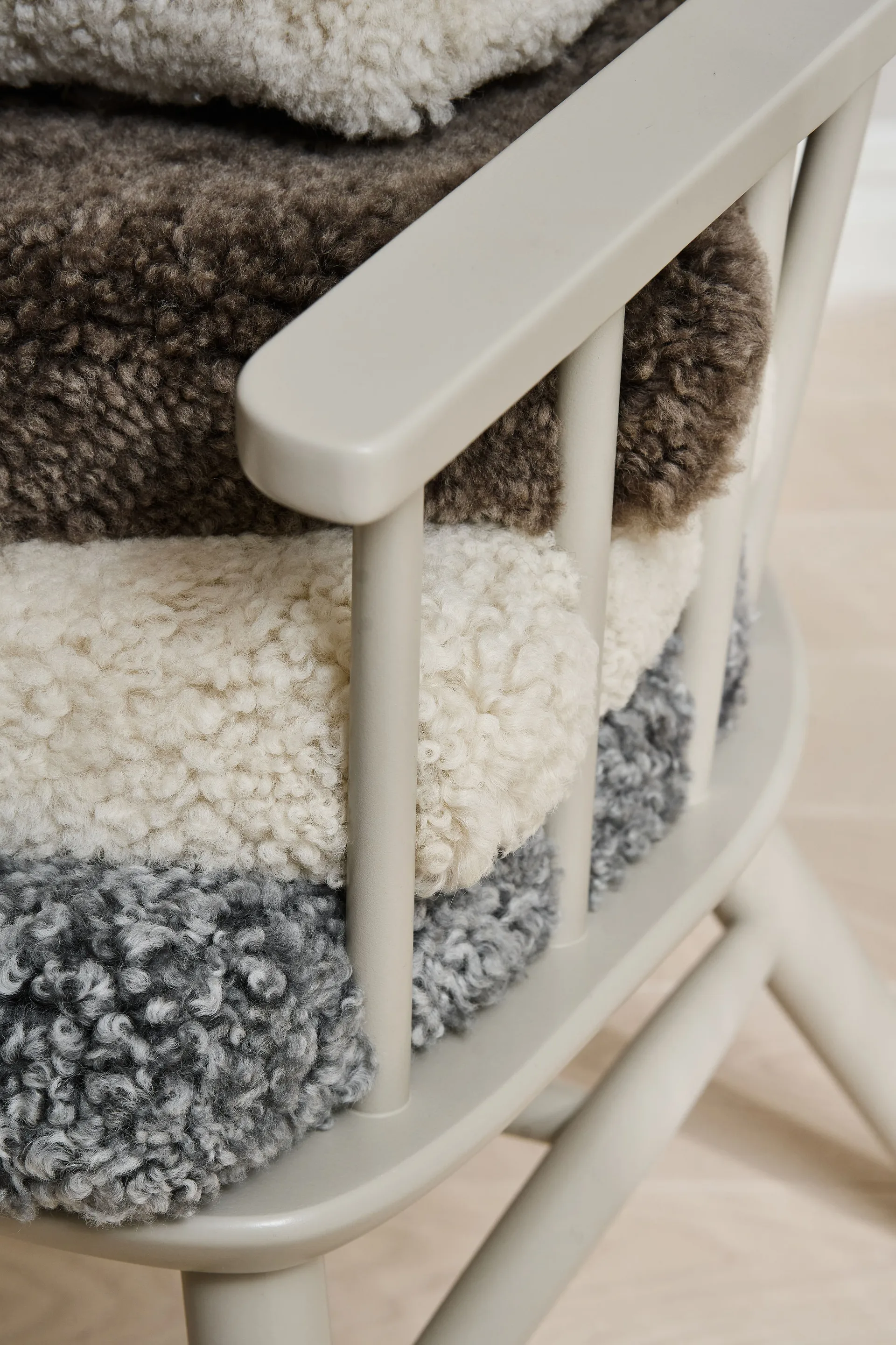 Fauteuil coussin & coussin pour le cou Henriette Huile blanche-Espresso,  Stolab