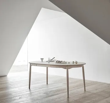 Table à manger séparable Carl - Chêne clair verni mat, Ø115 cm - Stolab