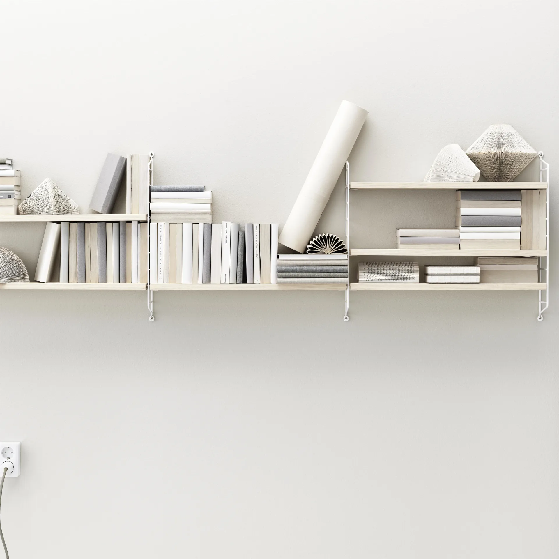 Étagère String Pocket frêne-blanc, bois-blanc String