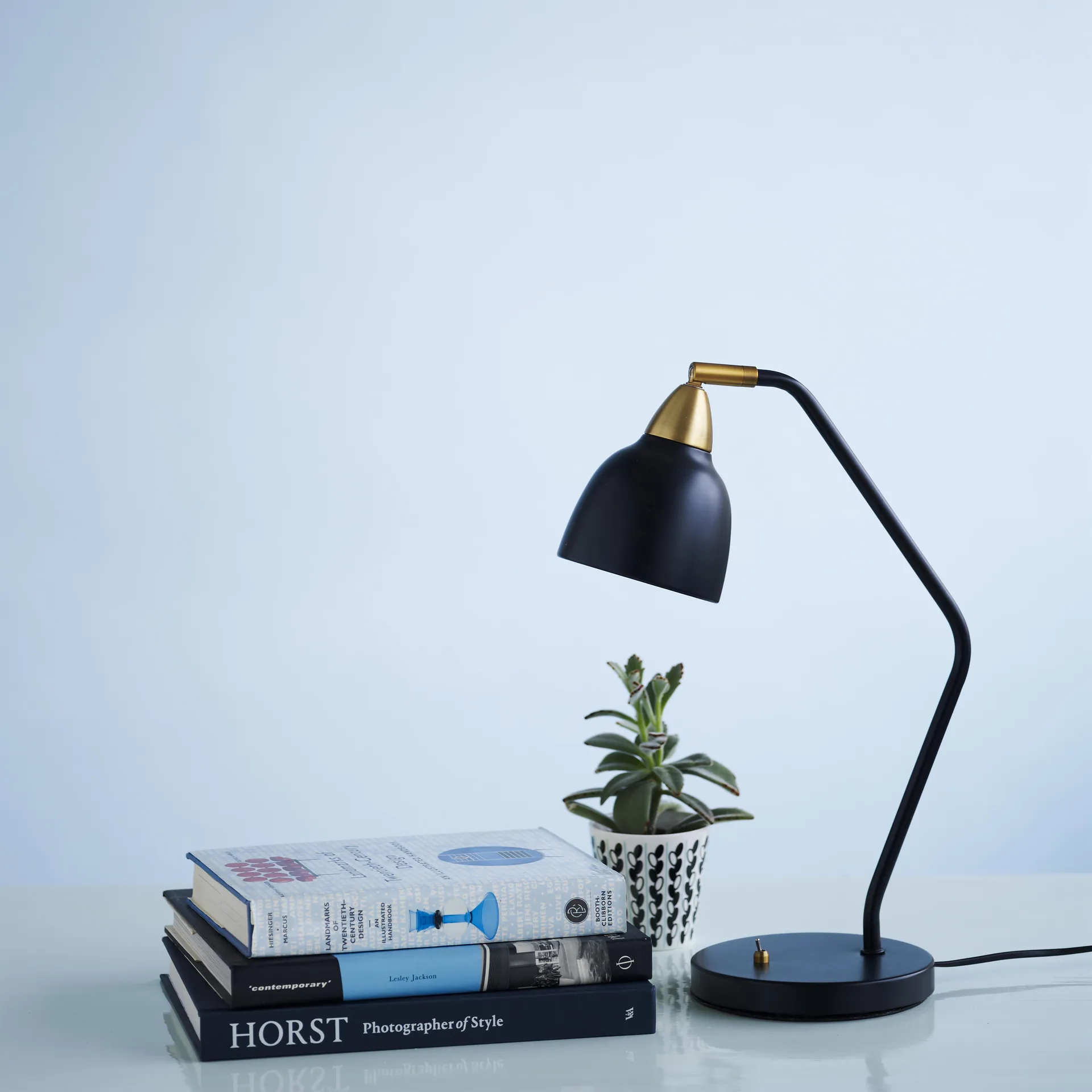 Lampe de table Urban, Vrai noir (noir) Superliving