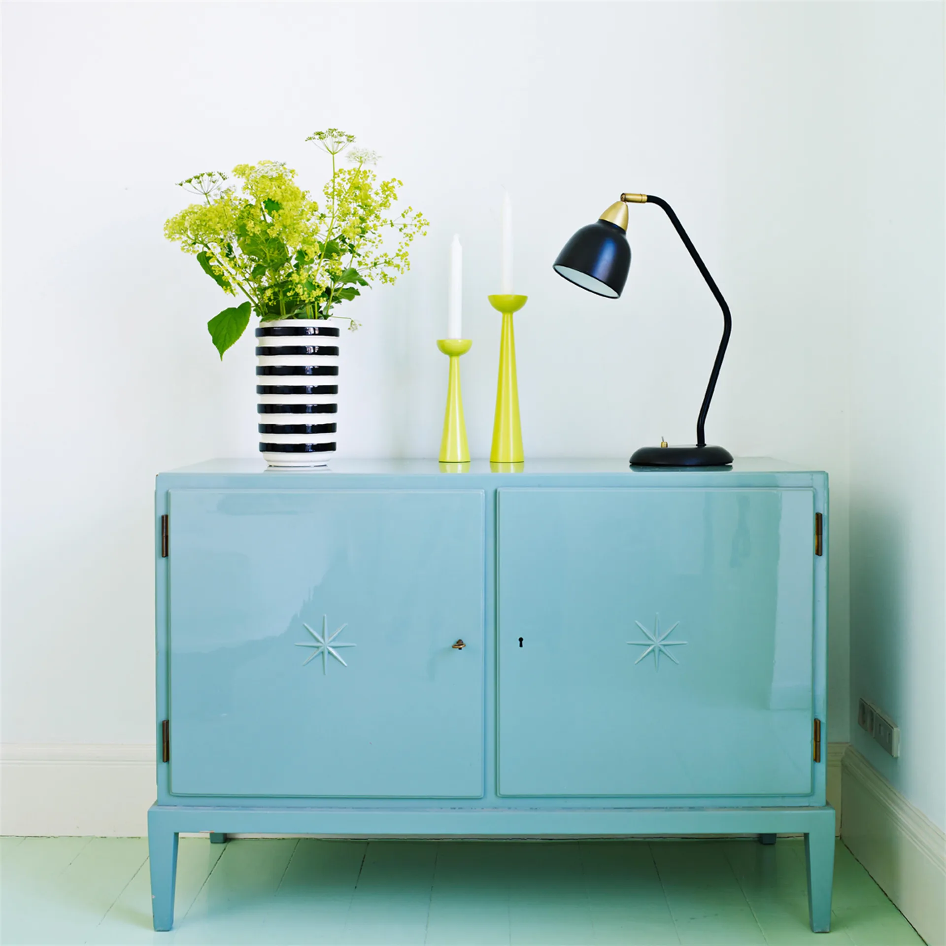 Lampe de table Urban, Vrai noir (noir) Superliving