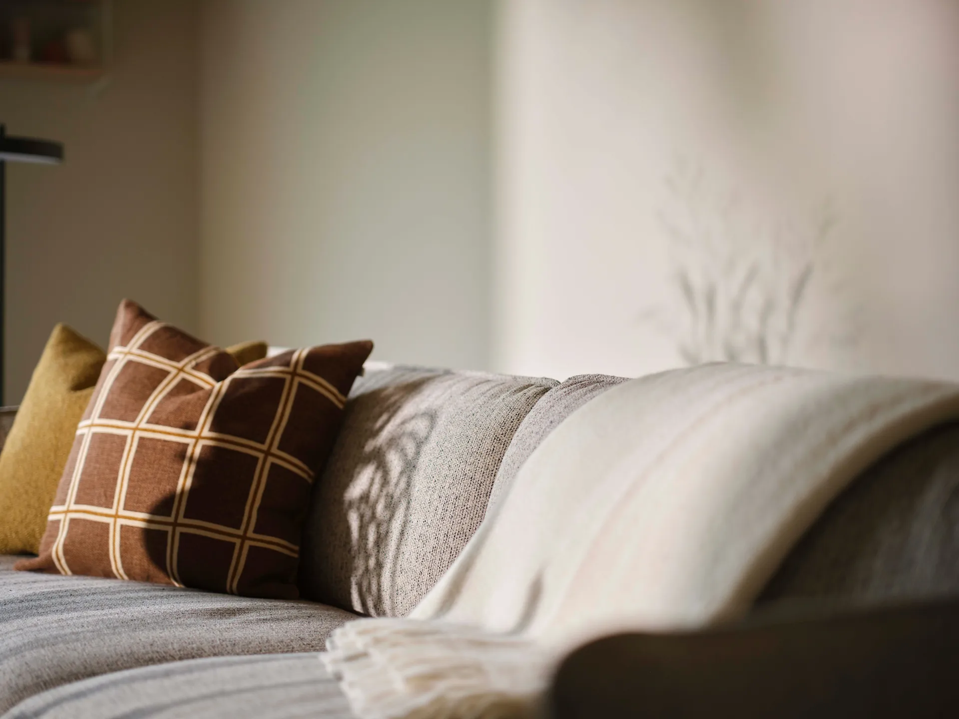 Canapé Continental, Sealife Light beige/white-acier chromé Swedese