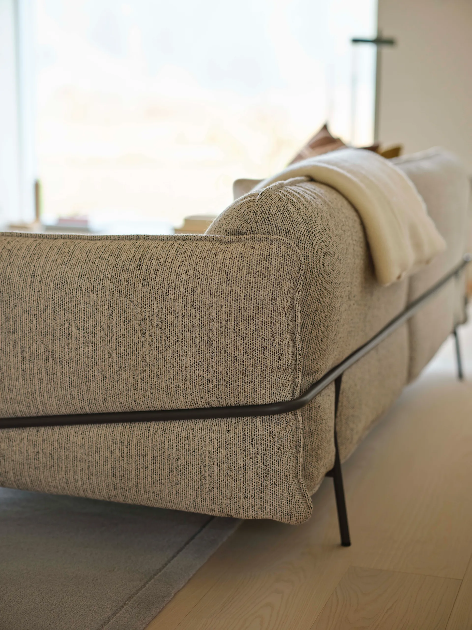 Canapé Continental, Wave Sand-acier chromé Swedese