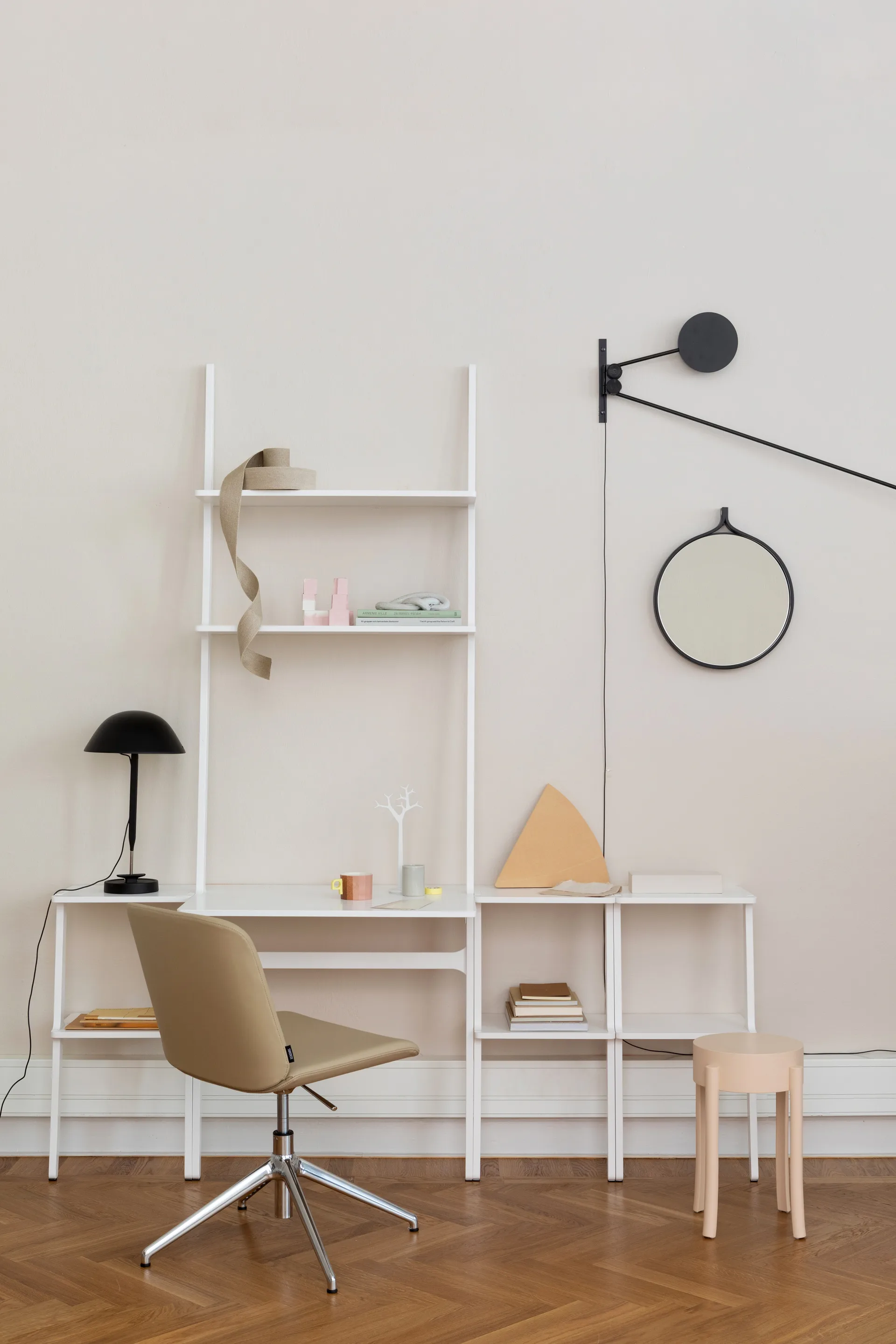 Étagère Libri 2 étagères, Frêne laminé blanc Swedese