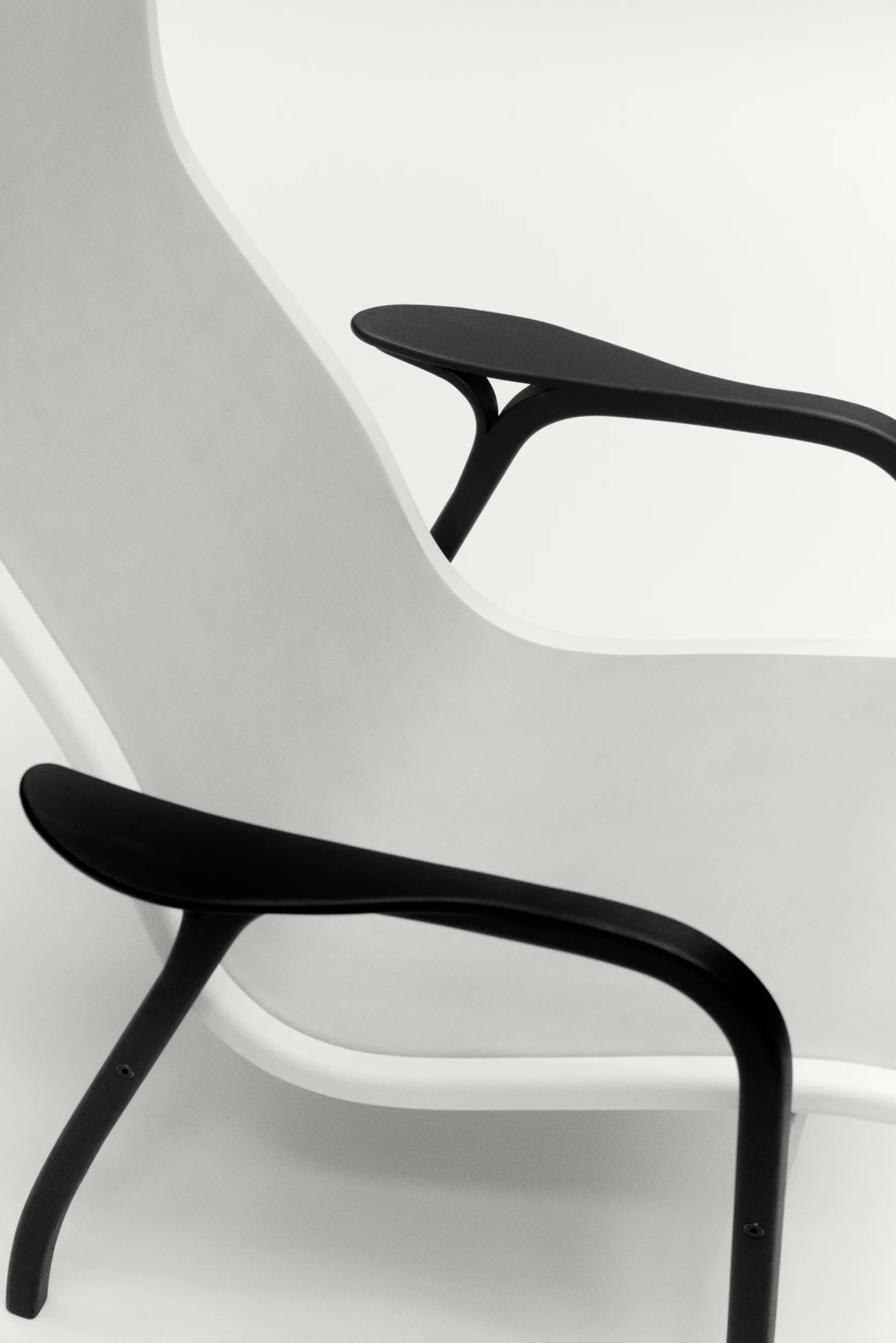 Fauteuil Lamino Duality, Noir émaillé Swedese