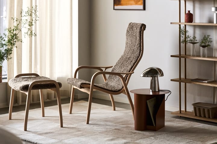 Fauteuil Lamino hêtre laqué/peau de mouton - Sahara (marron nougat) - Swedese