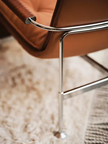 Fauteuil Serpentine - Cuir Elmo Soft brun clair-chrome-Tärnsjö Cognac - Swedese