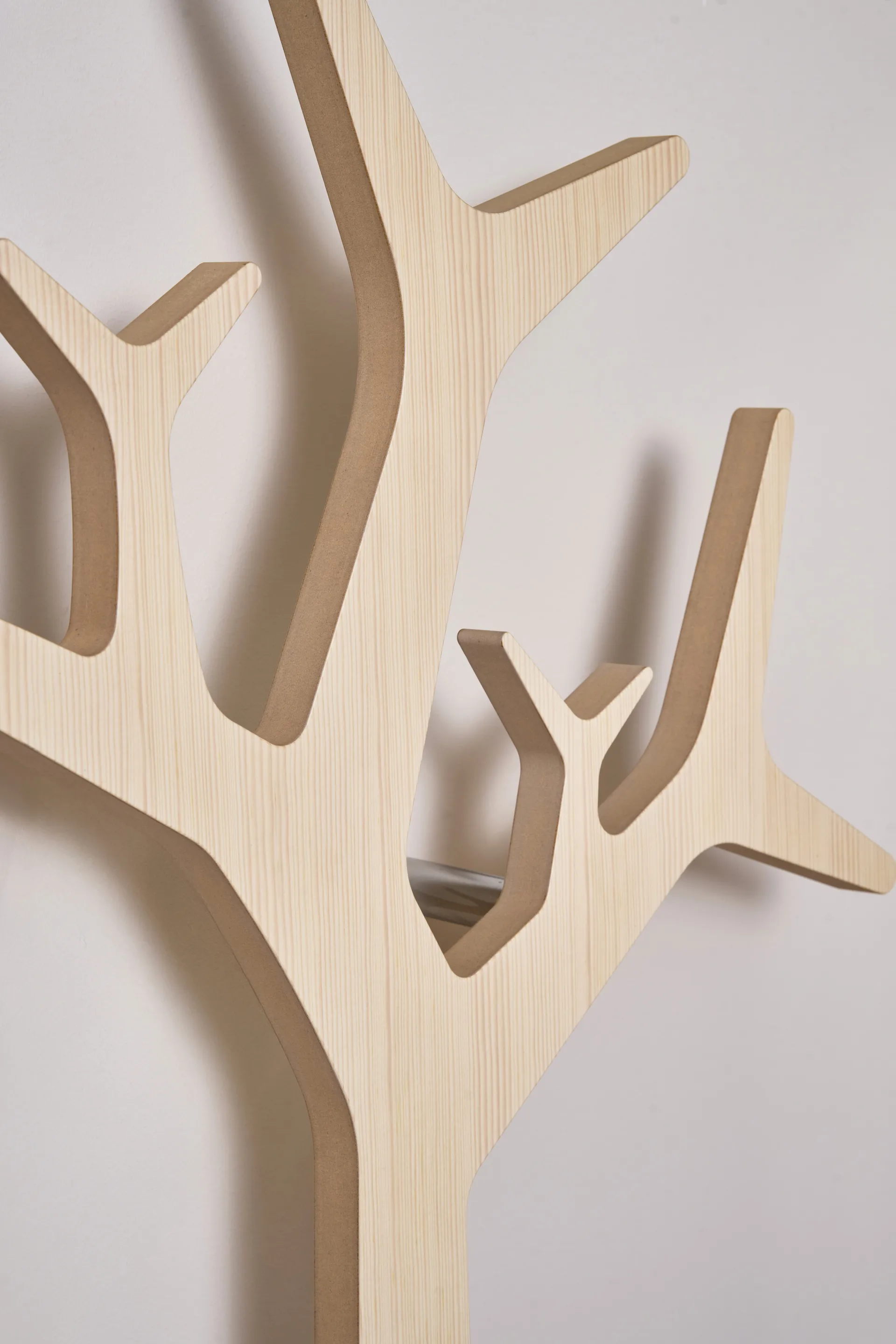 Patère murale Tree Wall Special Edition 194 cm, Pin blanchi Swedese