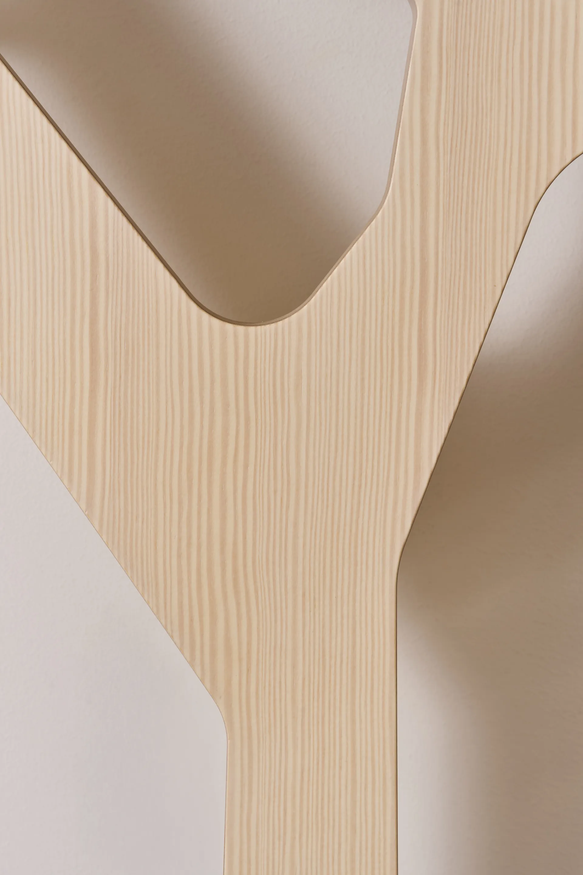 Patère murale Tree Wall Special Edition 194 cm, Pin blanchi Swedese