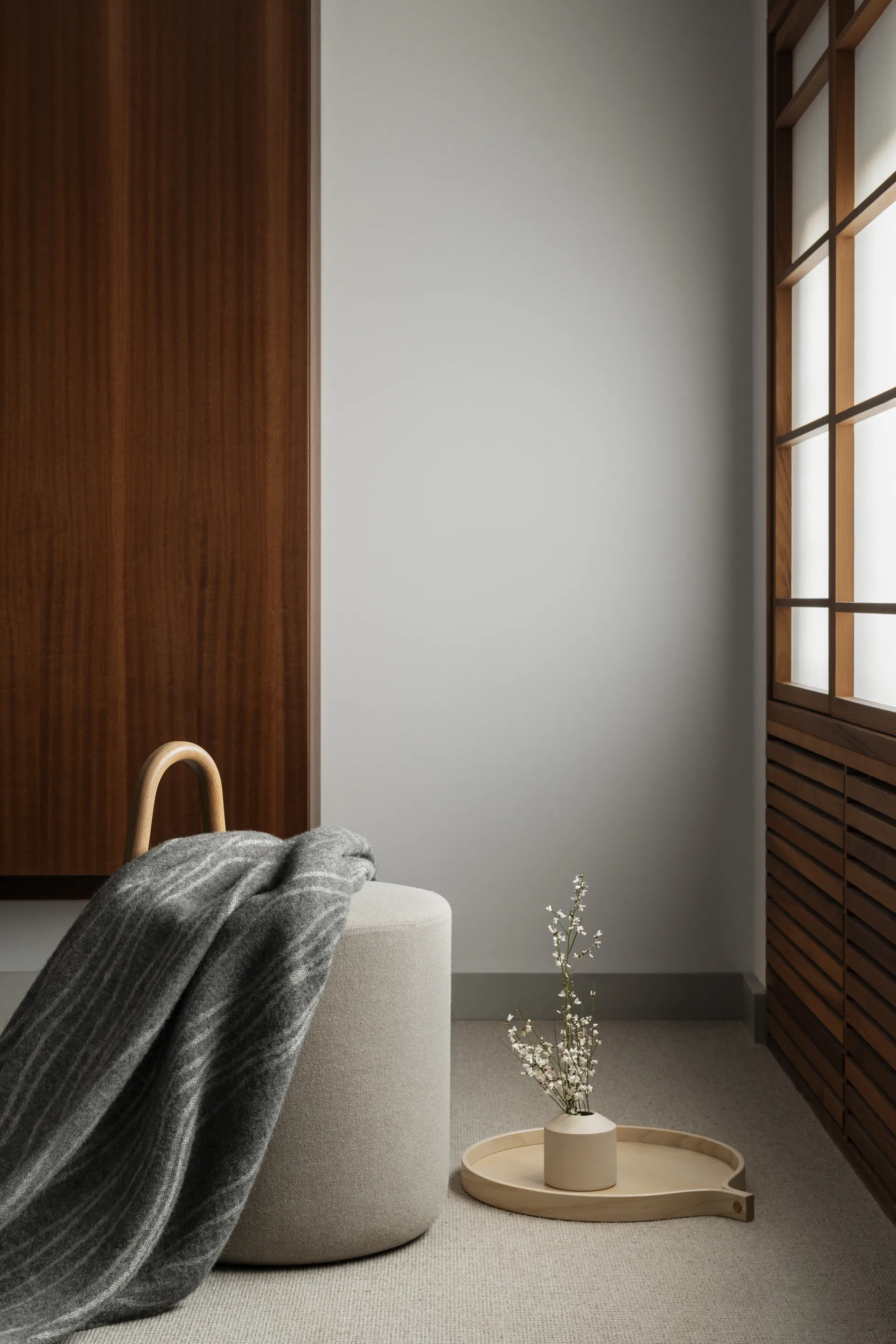 Plateau Comma Ø40 cm, Frêne lacqué Swedese