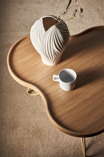 Table Flower mono 84x90 cm - H39 cm chêne laqué - Swedese