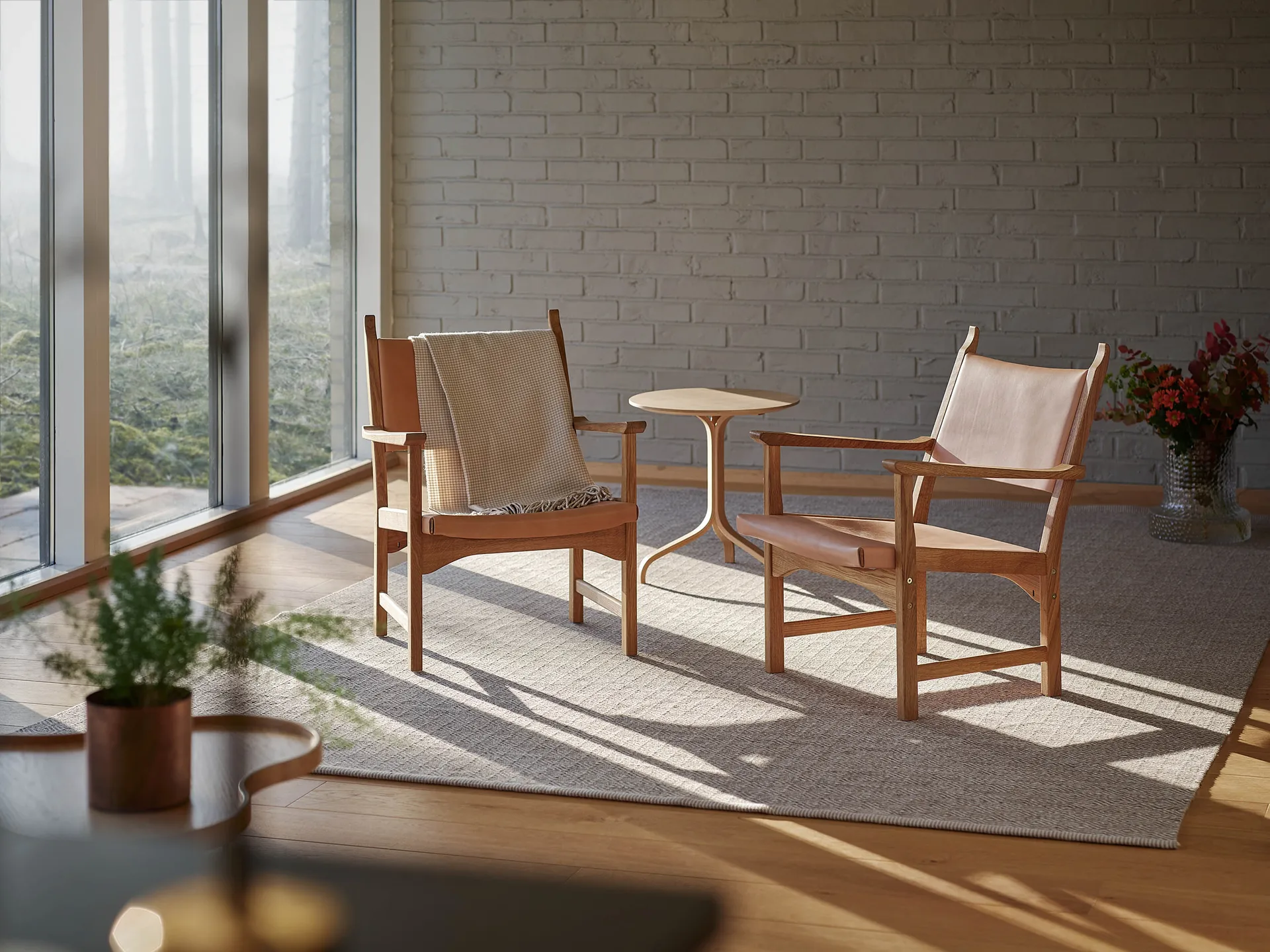 Table Lamino Ø46x49 cm, hêtre laqué Swedese