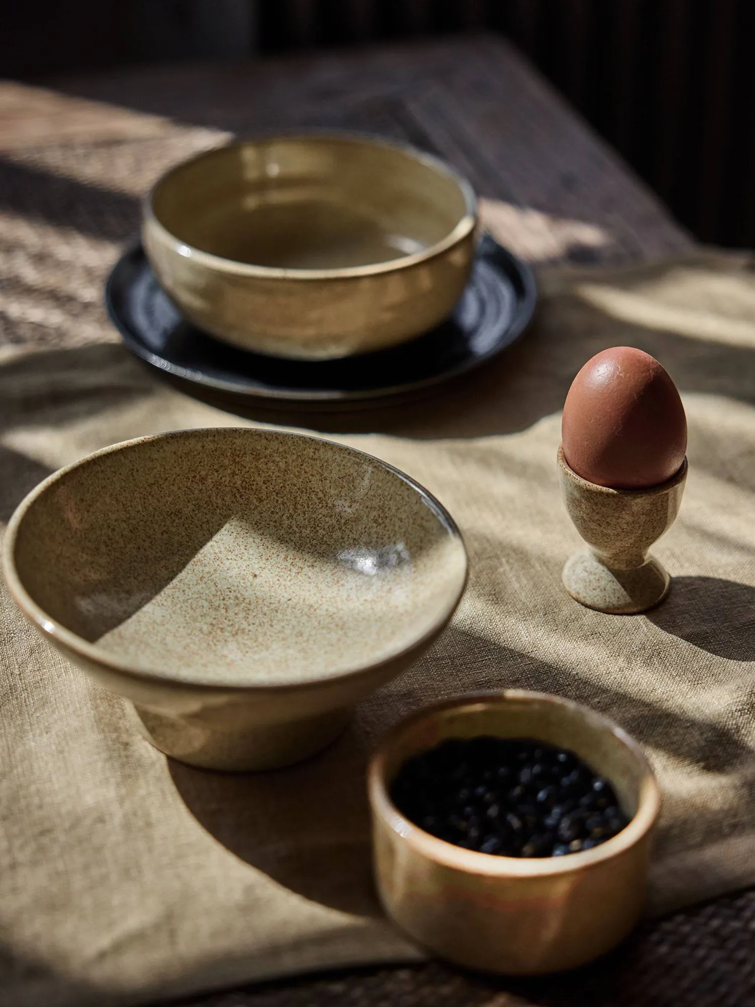 Bol sur pied Elio, Beige speckled, Ø14,5x6 cm Tell Me More