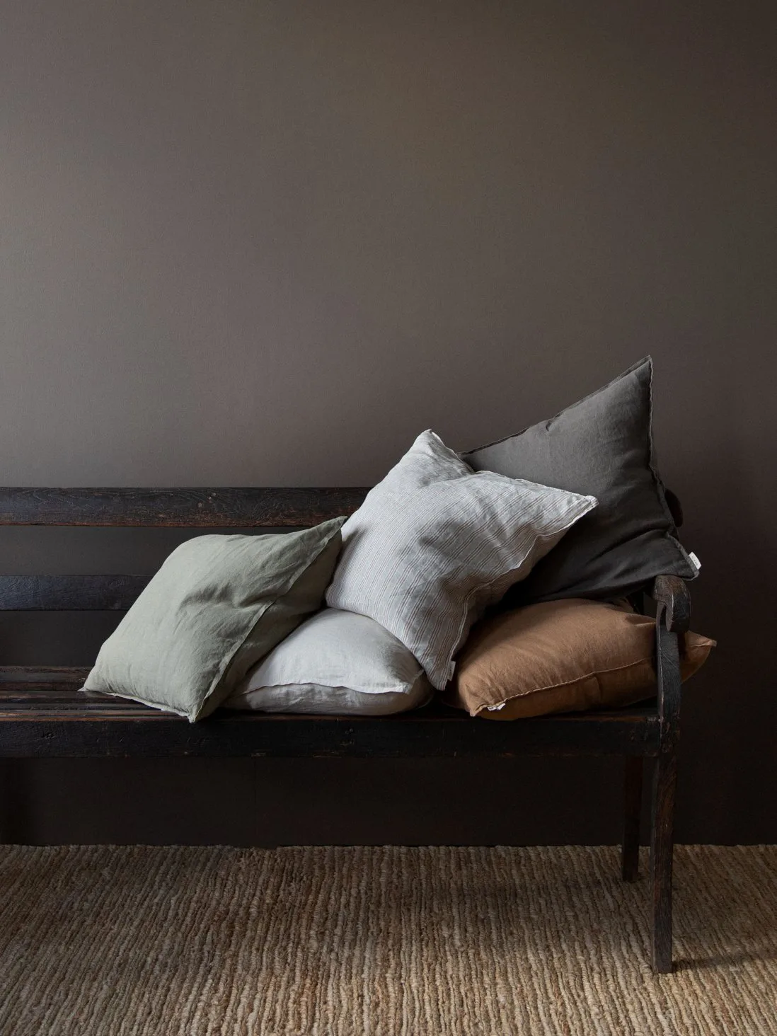 Housse de coussin Washed linen 50x50cm, Gris chaud Tell Me More