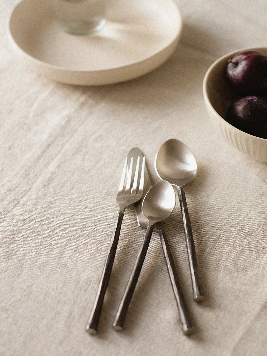 Service d’ustensiles Steel, 4 pièces, Acier non poli Tell Me More