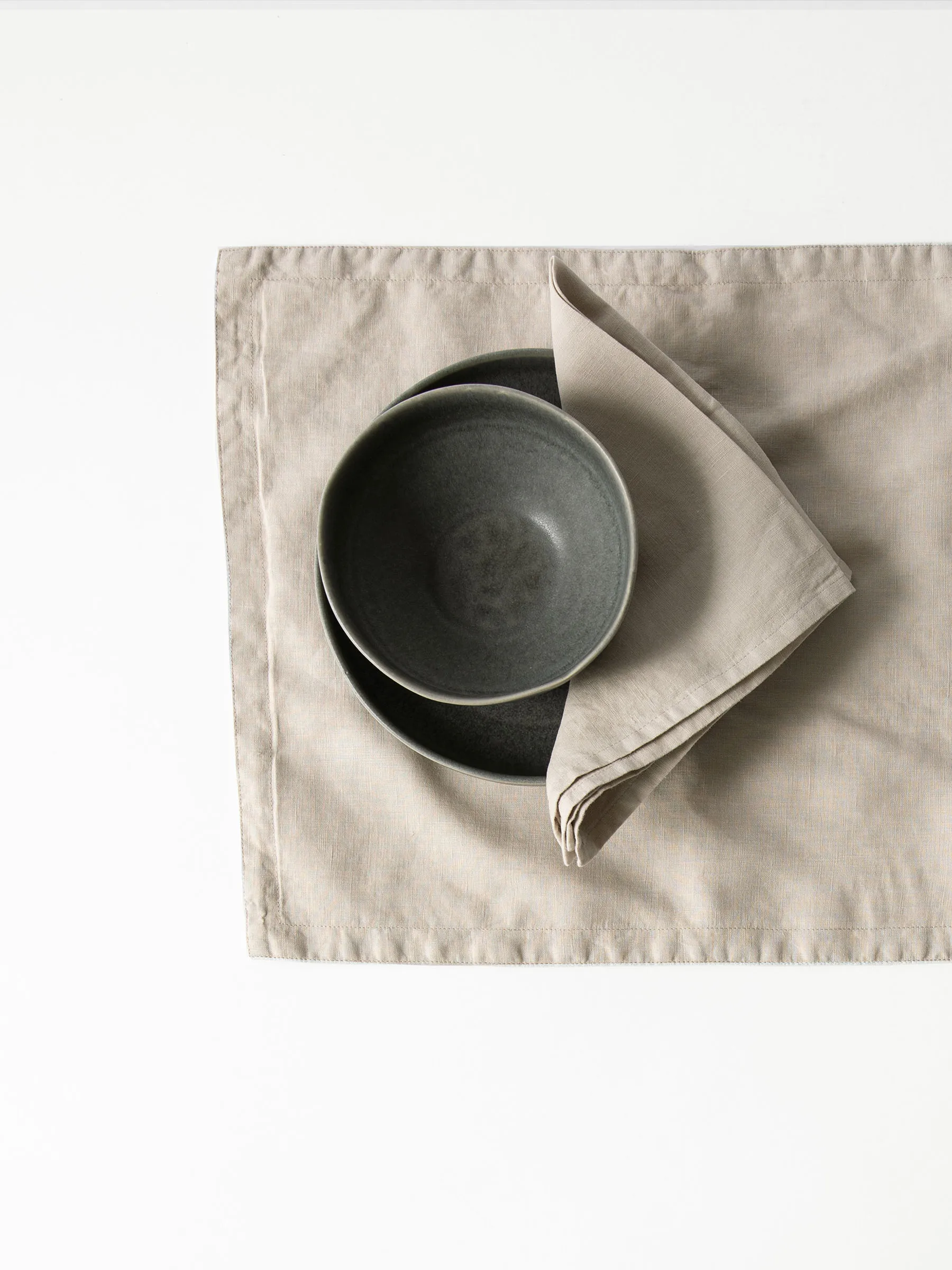 Set de table Tell Me More lin 35x50 cm, Gris chaud Tell Me More