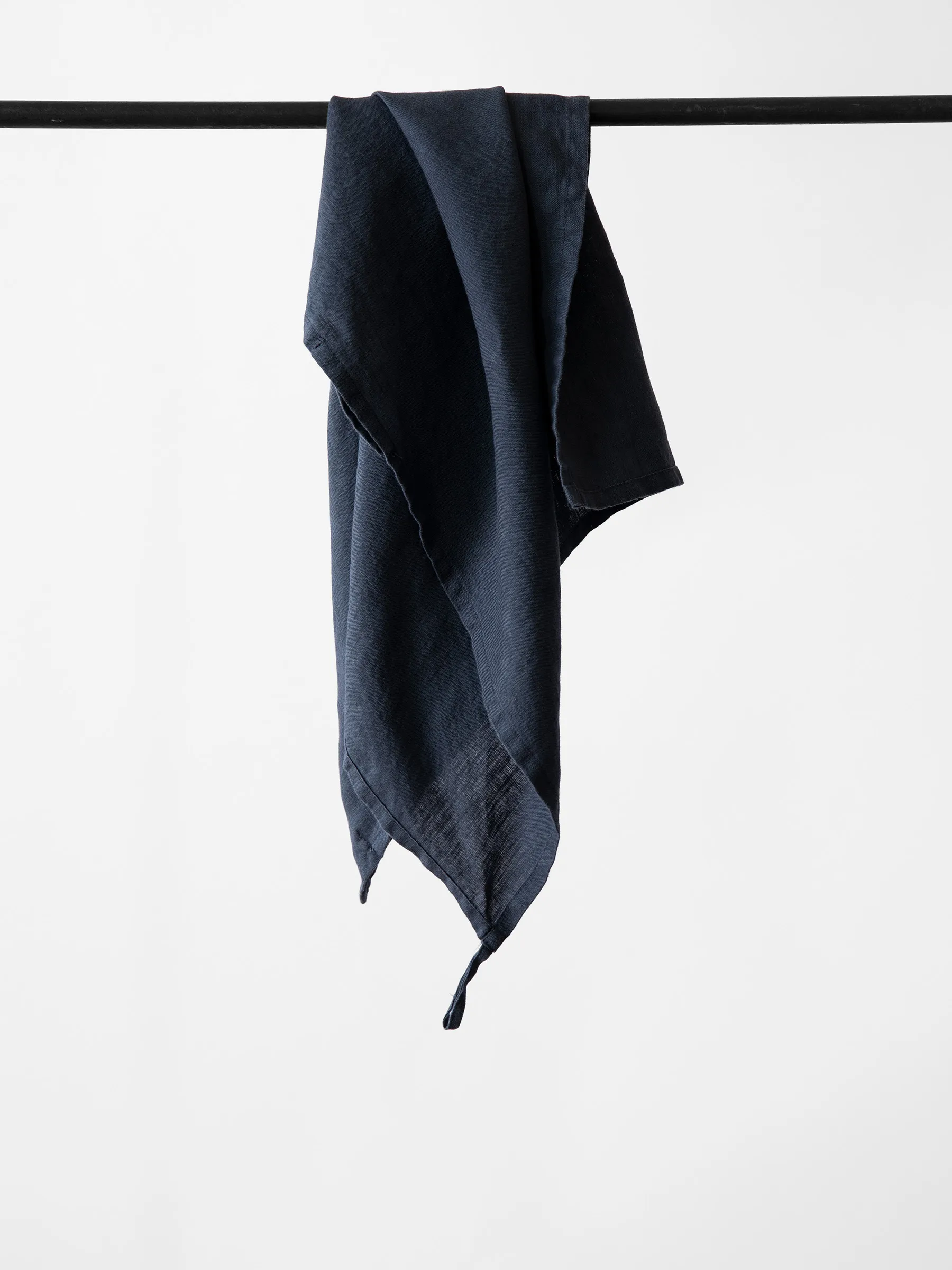 Torchon en lin Tell Me More 50x70 cm, Bleu nuit Tell Me More
