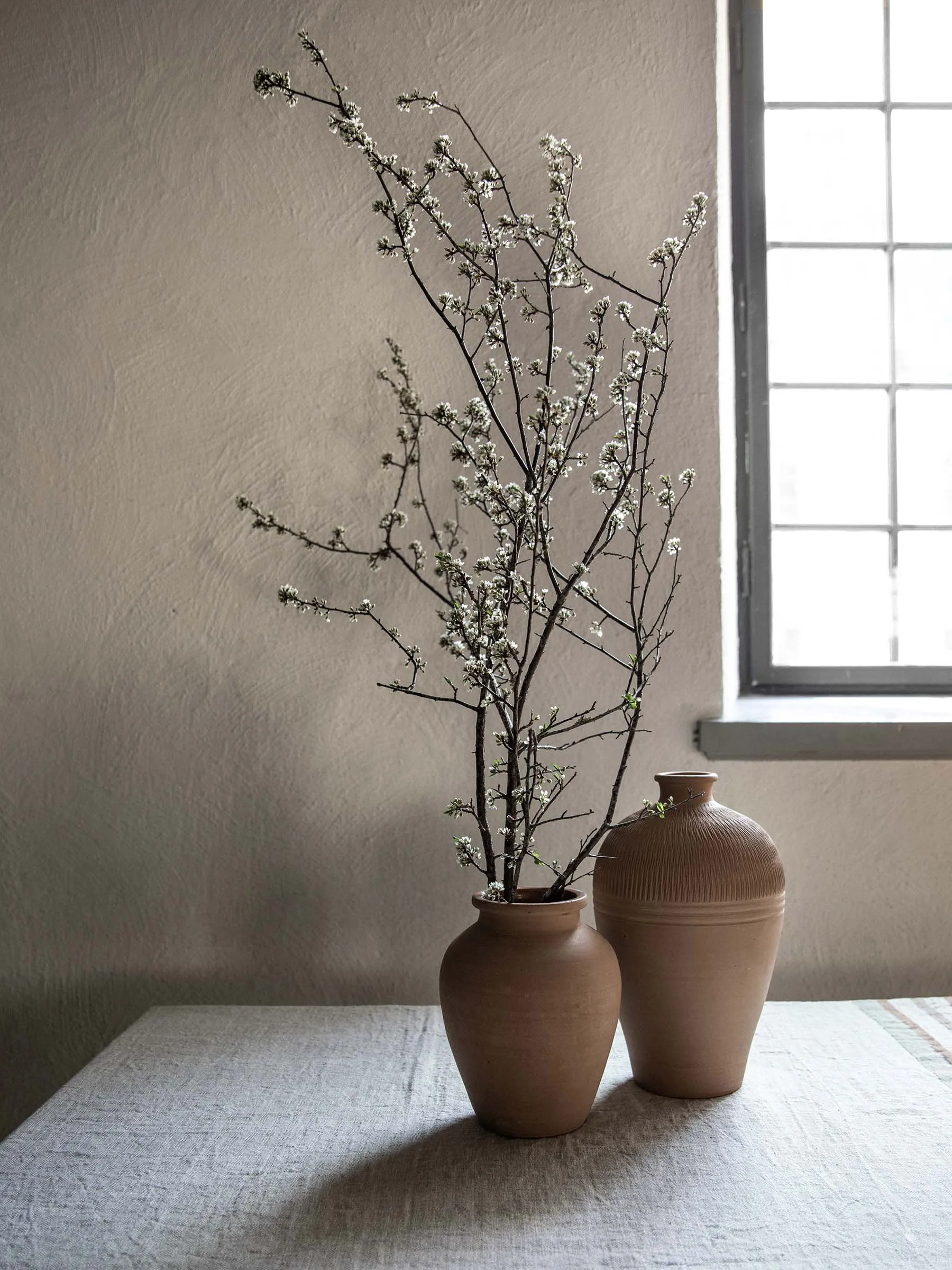 Urne Terracina de taille moyenne de 26 cm, Terre cuite Tell Me More