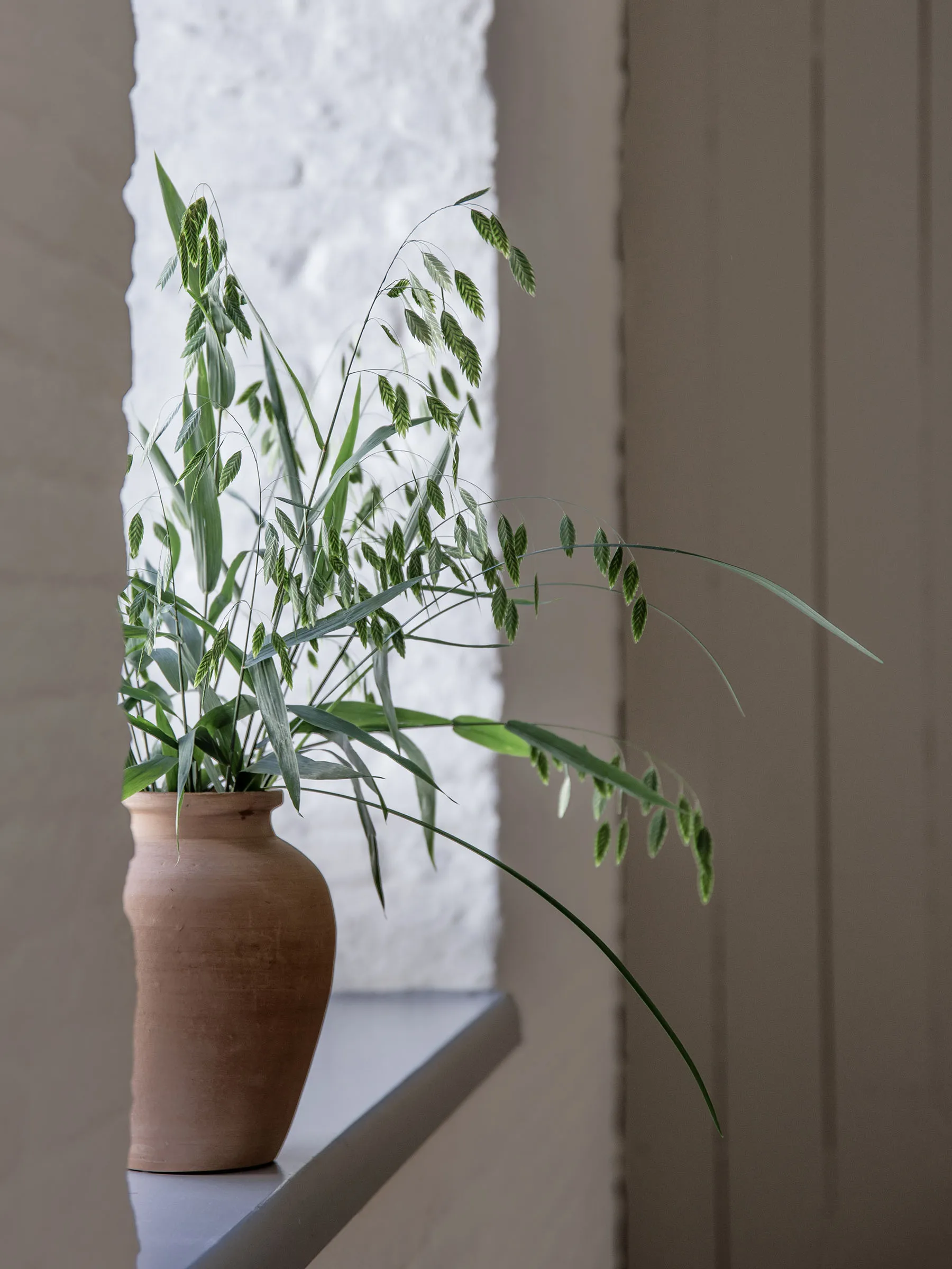 Urne Terracina de taille moyenne de 26 cm, Terre cuite Tell Me More