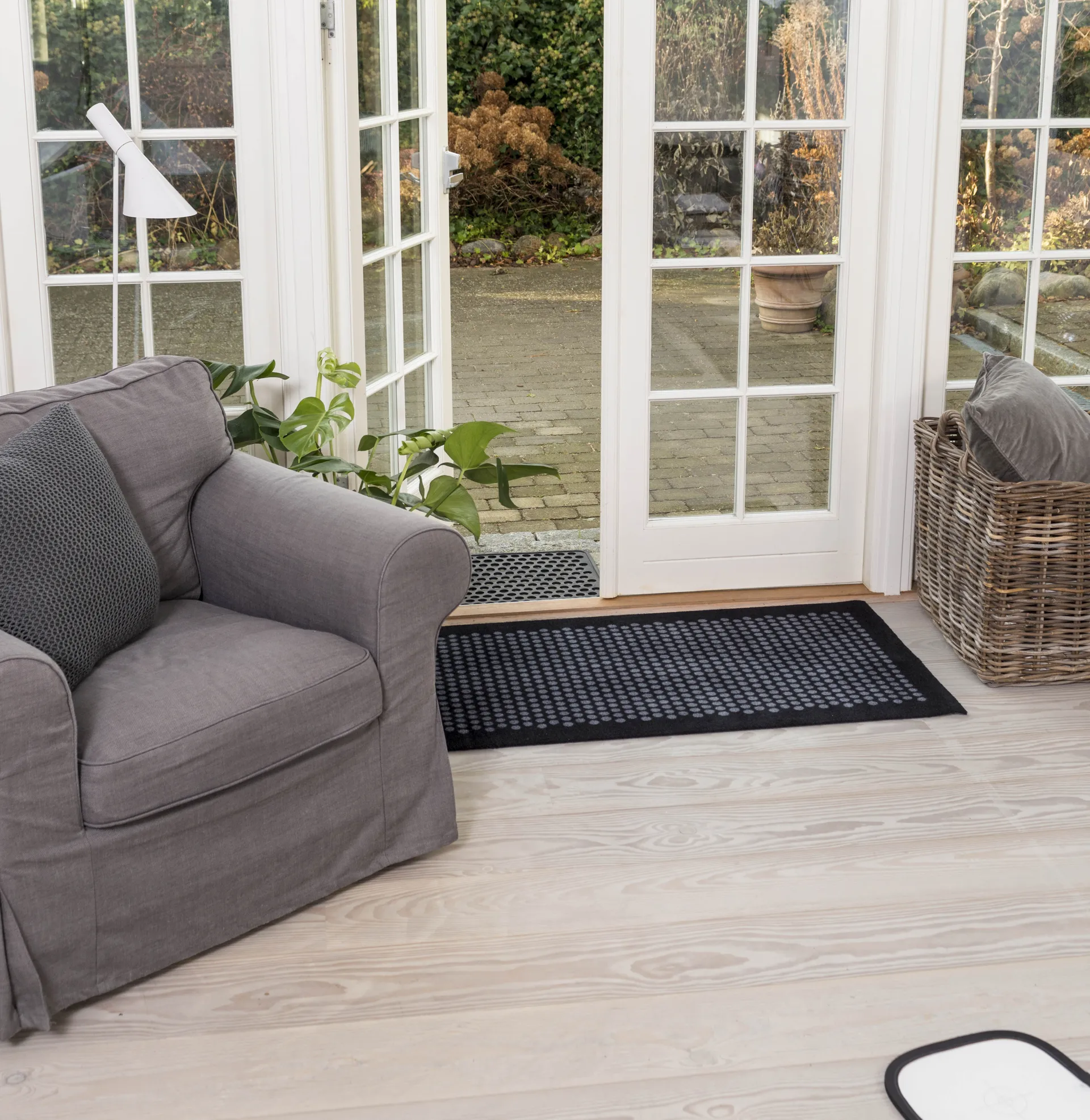 Paillasson Dots, Black, 60x90 cm tica copenhagen