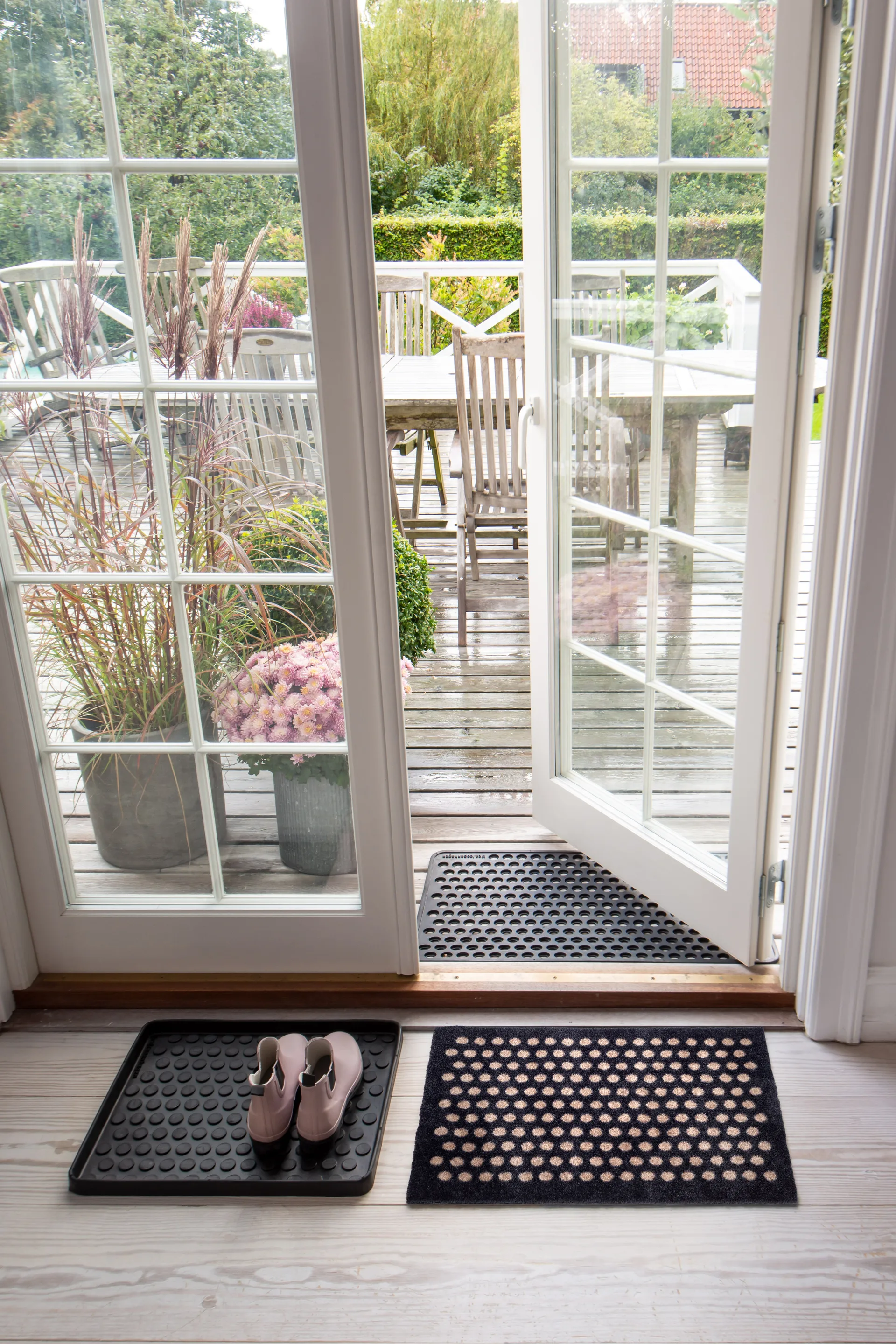 Paillasson Dots, Black-sand, 40x60 cm tica copenhagen